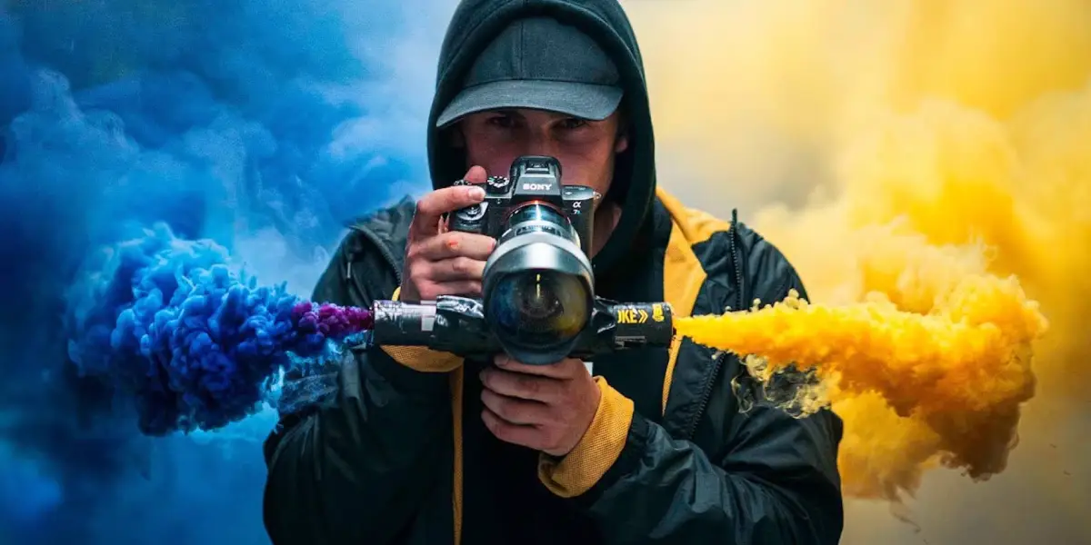 The price of colored smoke 1